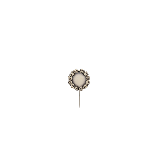 Kranz, Messing, bronzefarbig, mit langer Nadel